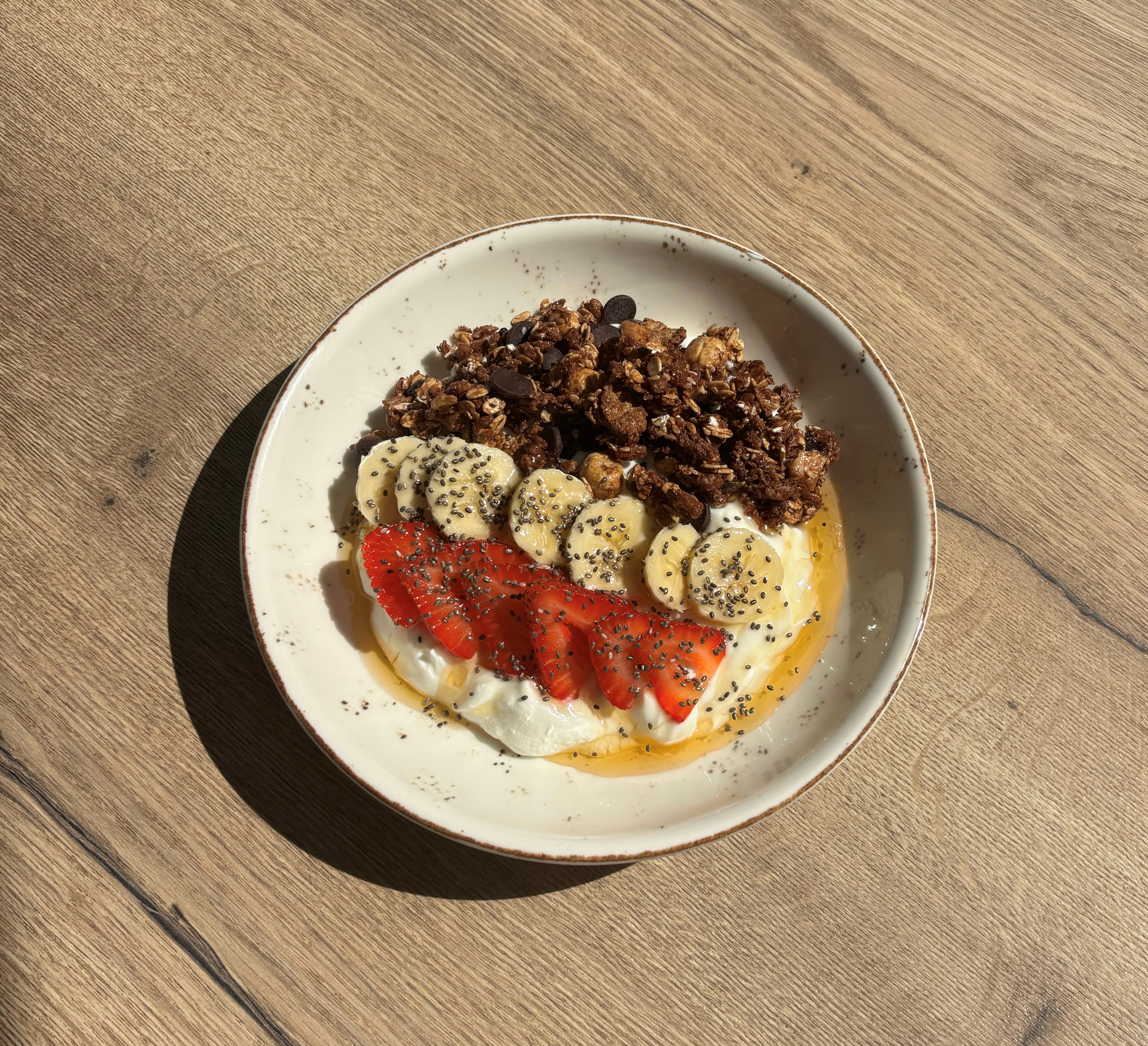 GranolaYogurt